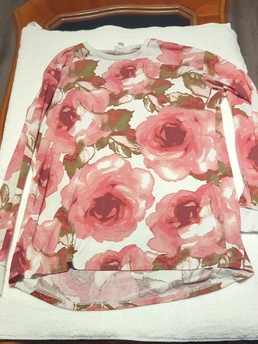 LuLaRoe Long Sleeve Top in Pink Rose Print